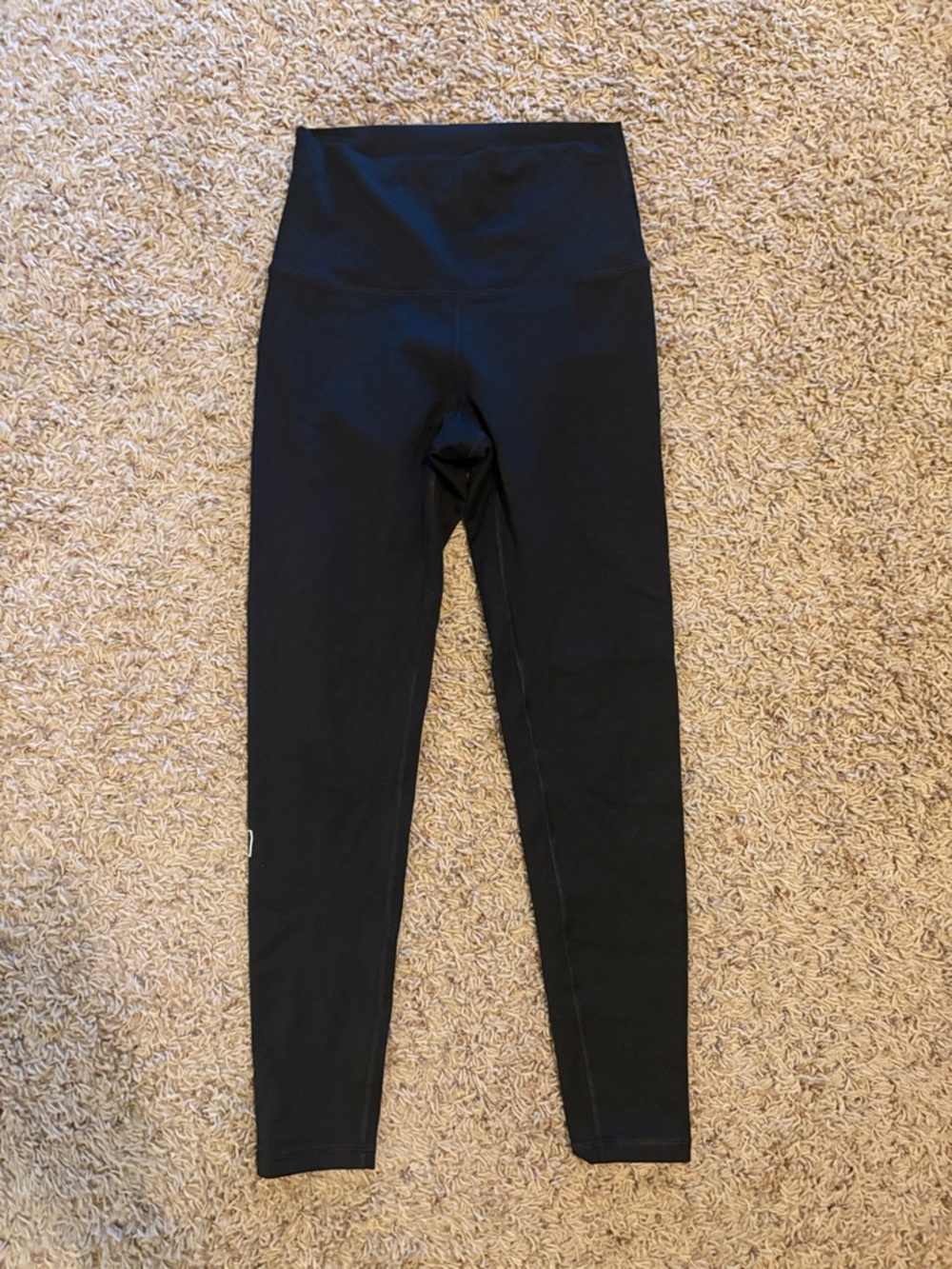 Fleo Black High-Waisted Performance Leggings